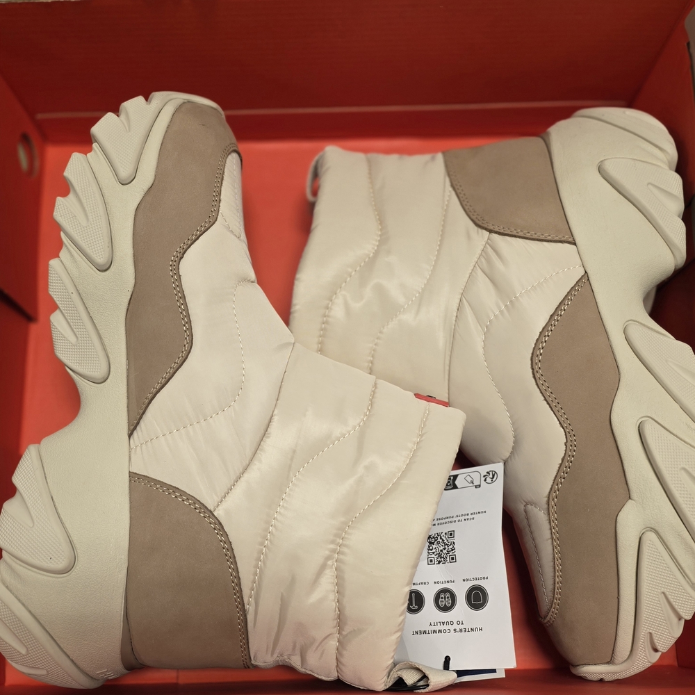 Hunter Debra Waterproof Snow Boots